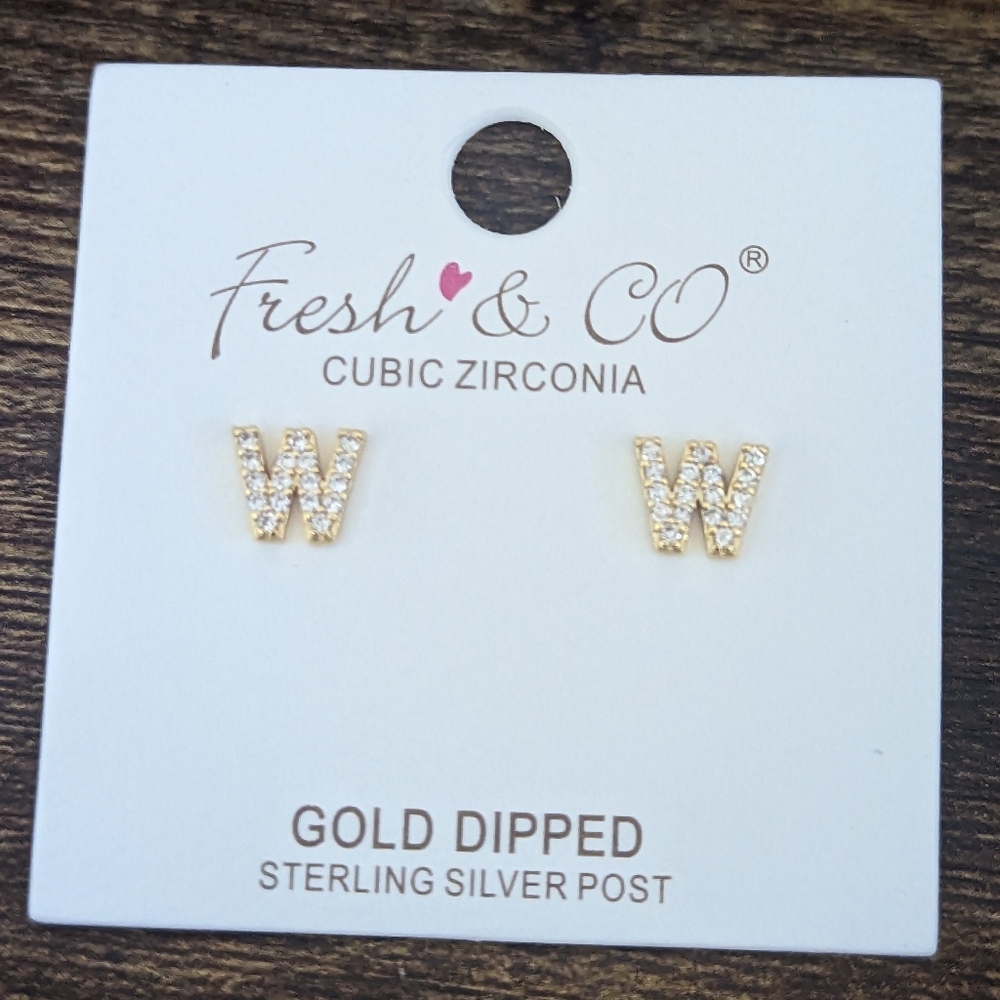 2 For $5 Item: Fresh & Co. W Stud Earrings NWT!
